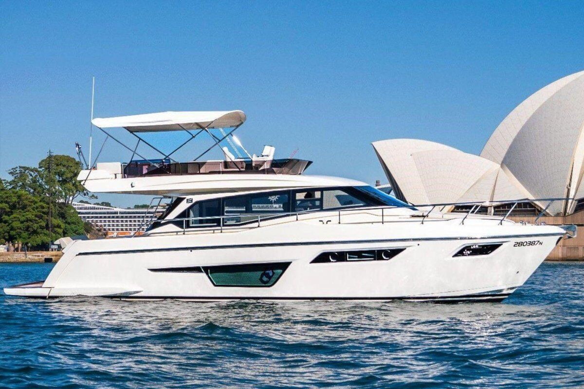 Ferretti Flybridge 500 0 03