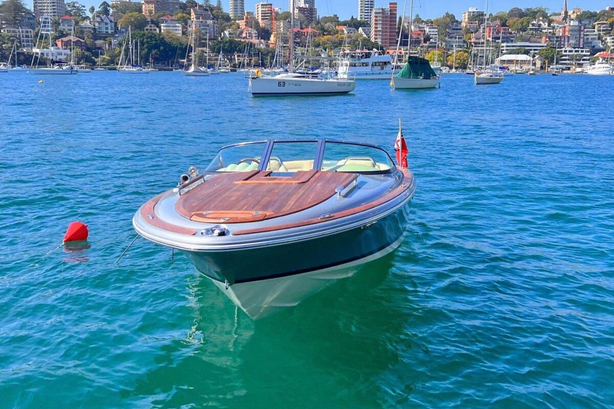 Chris Craft Corsair 22 0 01