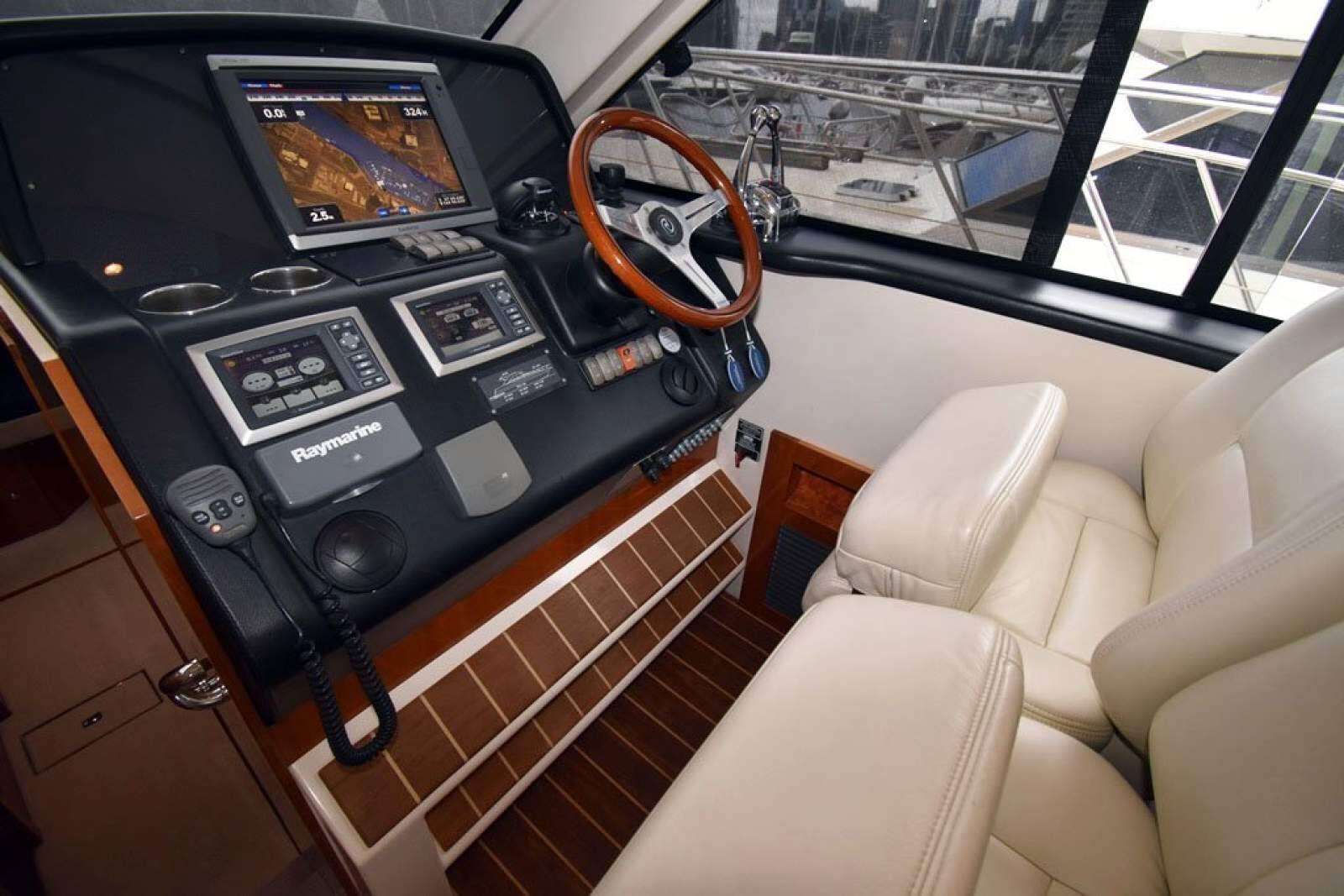 Riviera 5000 Sport Yacht 0 17