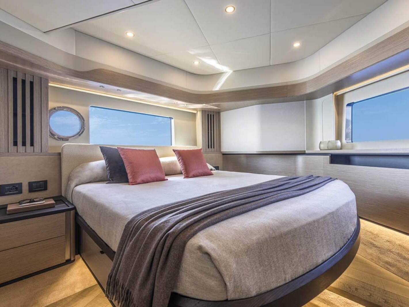 Absolute Navetta 53 0 12