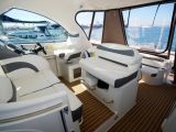 Cruisers Yachts 390 Express Coupe 0 12